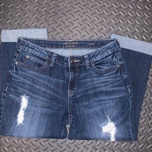 Capri Jeans by JLO - distressed - gently used - 6